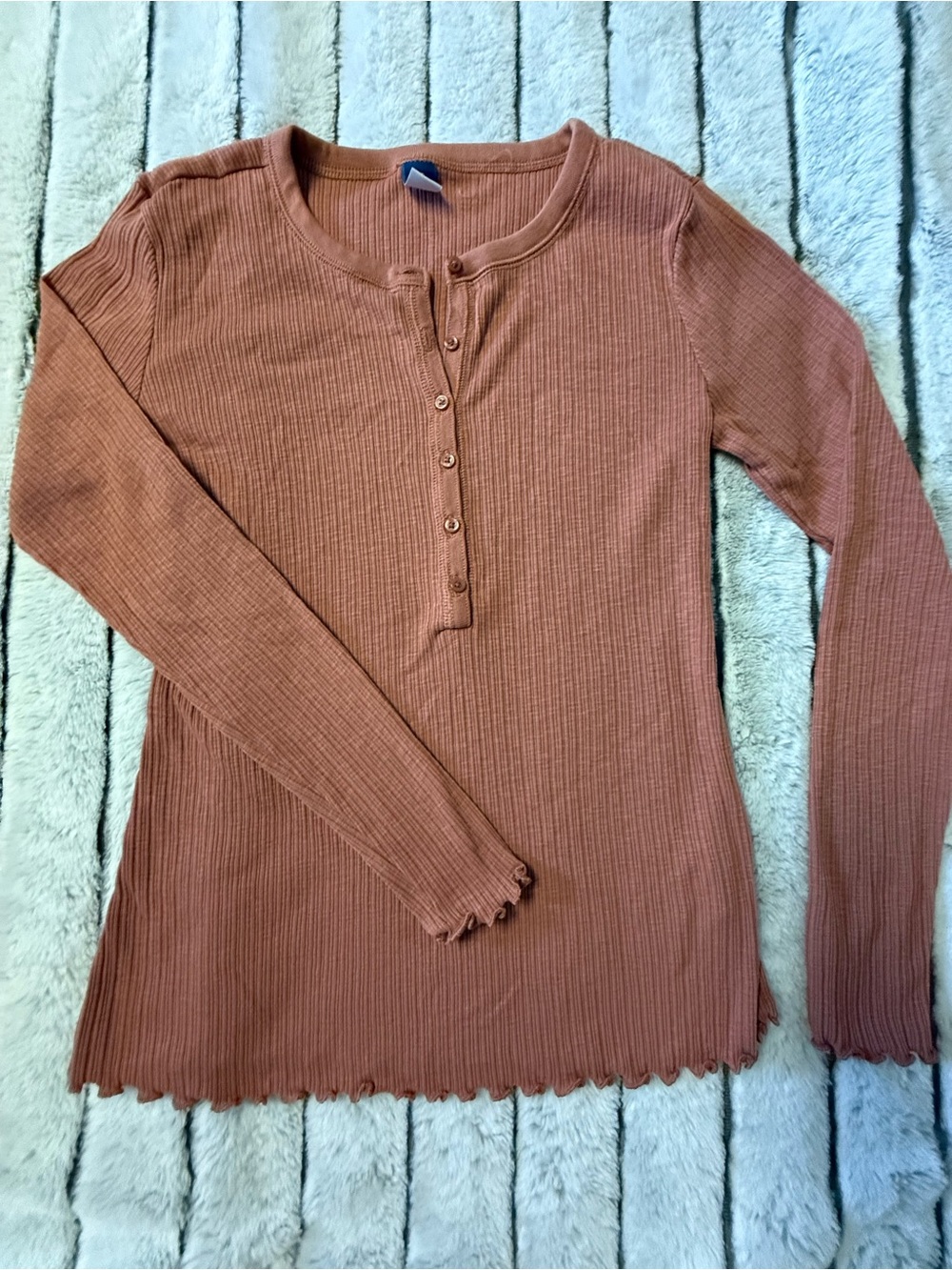 Old Navy Ribbed Henley Long-Sleeve Top in Terracotta